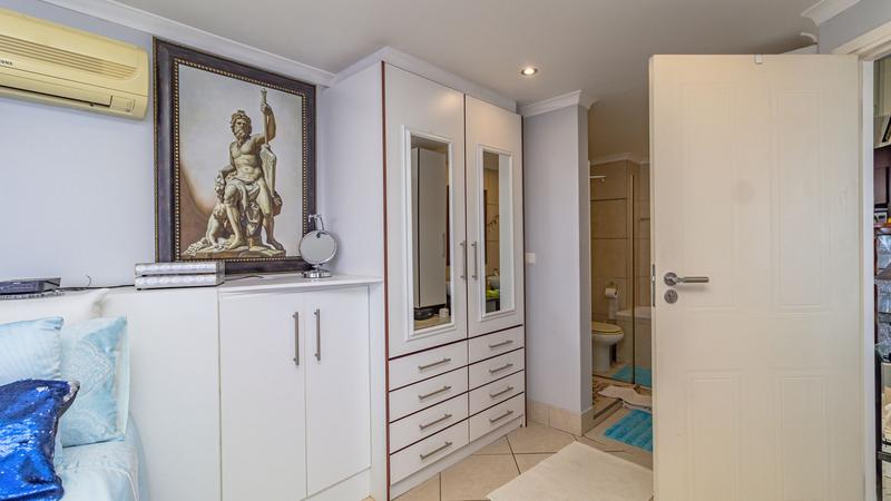 4 Bedroom Property for Sale in De Bakke Western Cape